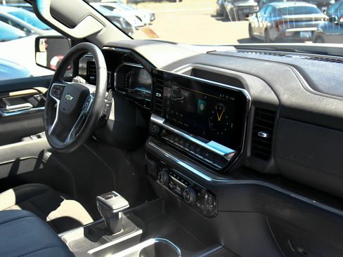 Used 2025 Chevrolet Silverado 1500 LT w/ LPO, Dark Essentials Package AWD/4WD image 46