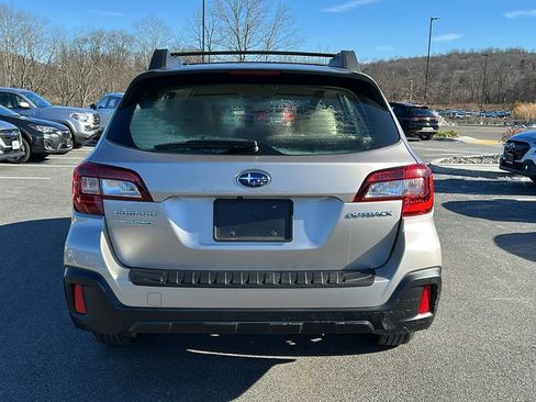 Used 2018 Subaru Outback 2.5i image 8