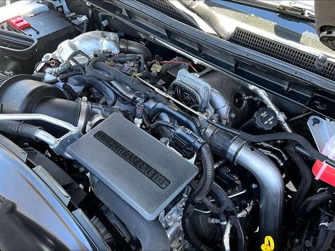 Used 2025 GMC Sierra 2500 AT4X AWD/4WD image 30