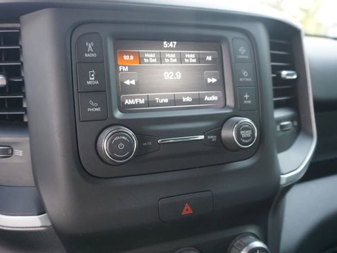 Used 2019 RAM 1500 Big Horn image 13