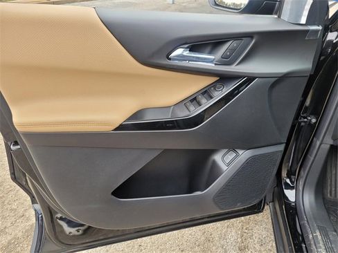 New 2026 Chevrolet Equinox ACTIV image 12