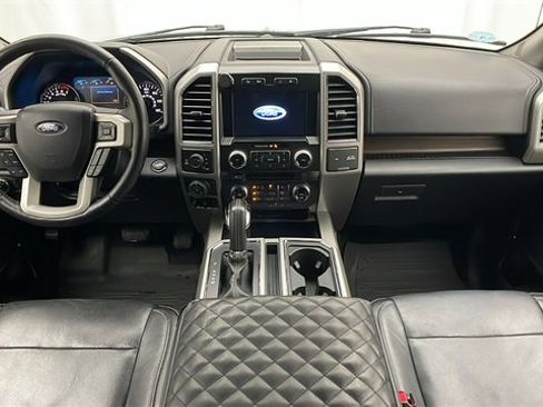 Used 2017 Ford F150 Lariat w/ Equipment Group 502A Luxury image 6
