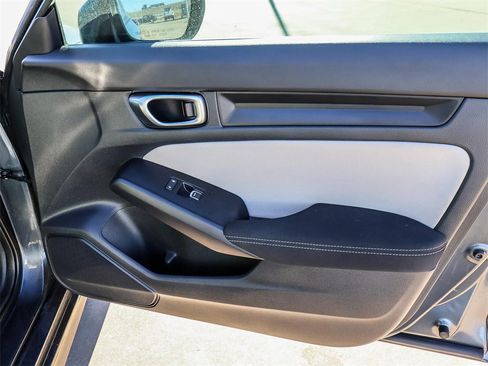 Used 2023 Honda Civic LX image 15
