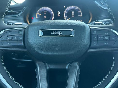 New 2026 Jeep Grand Cherokee Altitude image 21