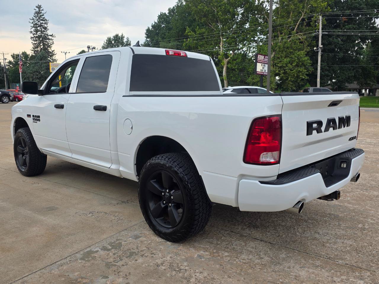 Used 2019 RAM 1500 Express w/ Wheel & Sound Group AWD/4WD image 13