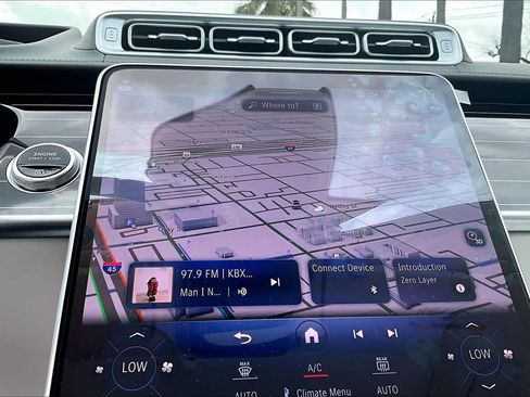 Used 2024 Mercedes-Benz Maybach S 680 4MATIC image 32