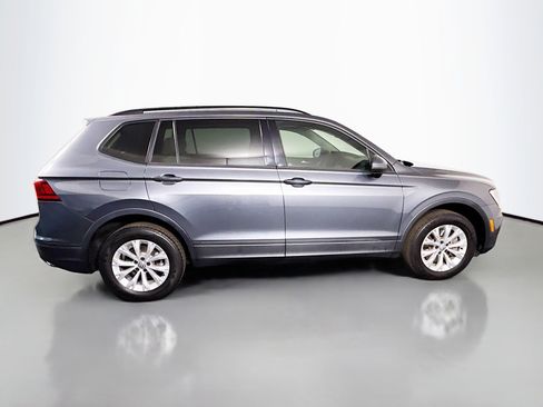 Used 2020 Volkswagen Tiguan S image 11