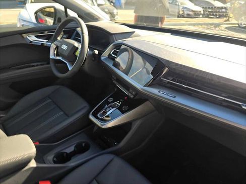 New 2026 Audi Q4 e-tron Premium Plus image 13