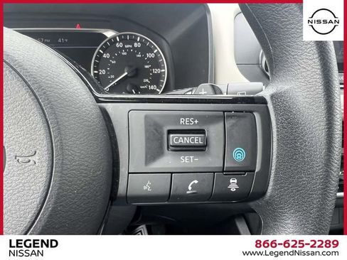 Used 2023 Nissan Rogue SV image 23