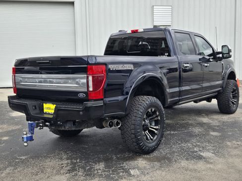 Used 2022 Ford F350 Platinum w/ Tremor Off-Road Package AWD/4WD image 8