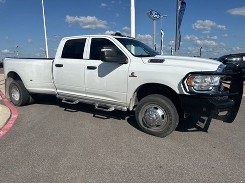 Used 2024 RAM 3500 Tradesman w/ Chrome Appearance Group AWD/4WD image 2