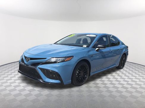 Certified 2023 Toyota Camry SE FWD image 3