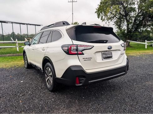 Used 2022 Subaru Outback Premium AWD/4WD image 8