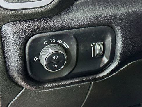 Certified 2024 RAM 2500 Big Horn w/ Sport Appearance Package image 18