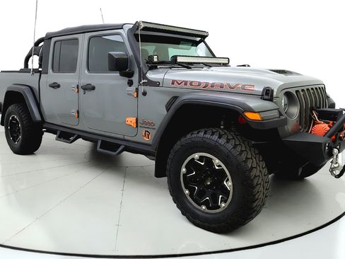 Used 2021 Jeep Gladiator Mojave AWD/4WD image 1