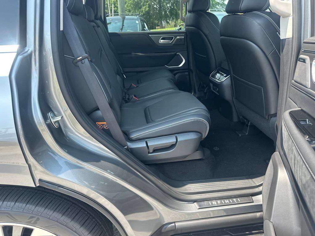 New 2027 INFINITI QX80 Luxe w/ Cargo Package RWD image 13