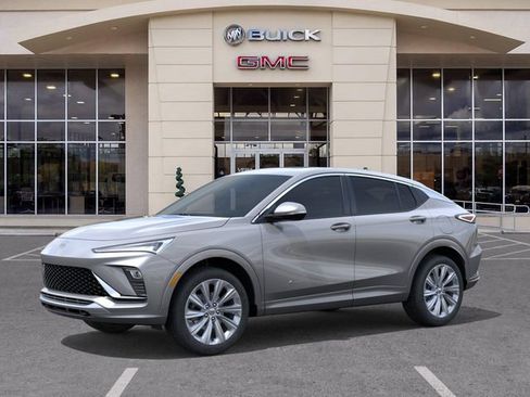 New 2026 Buick Envista Avenir FWD image 2