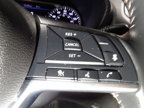 Used 2023 Nissan Sentra SR w/ Trunk Package image 19