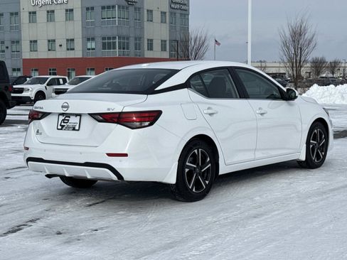 Used 2024 Nissan Sentra SV image 24