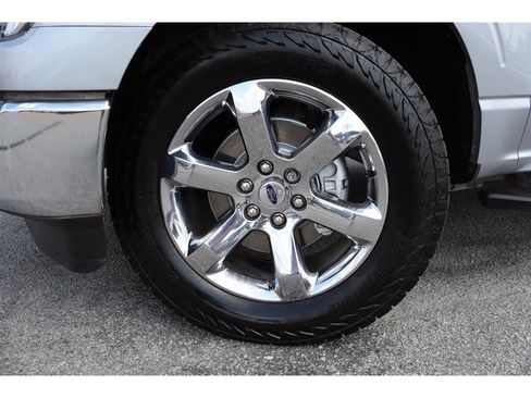 Used 2022 Ford F150 XLT w/ Equipment Group 302A High RWD image 11