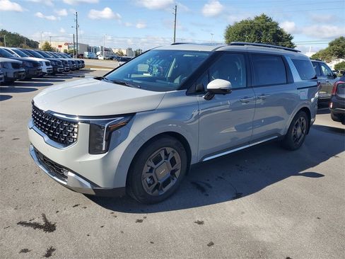 New 2026 Kia Carnival SX image 2