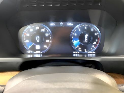 Used 2019 Volvo XC90 T6 Inscription w/ Advanced Package image 12