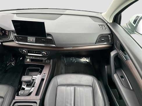 Used 2021 Audi Q5 Premium Plus w/ Premium Plus Package image 17