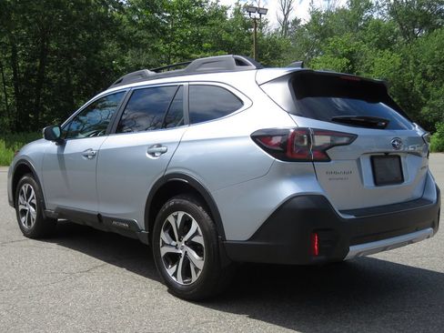 Used 2020 Subaru Outback Limited AWD/4WD image 7
