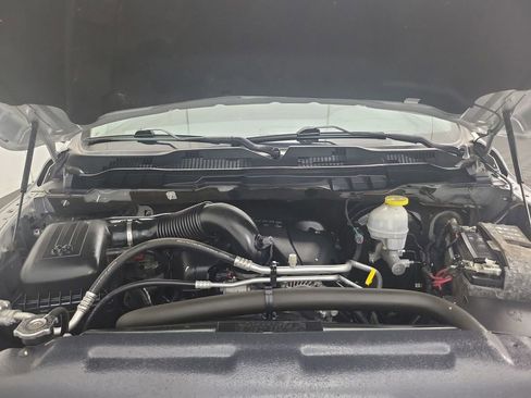 Used 2019 RAM 1500 Express image 30