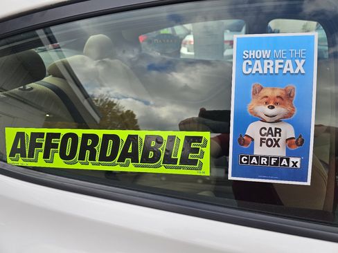 Used 2013 Hyundai Elantra GLS image 13