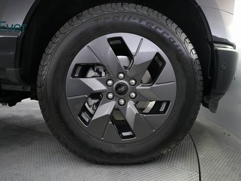 Used 2023 Ford F150 Lightning Lariat w/ Equipment Group 511A High image 11