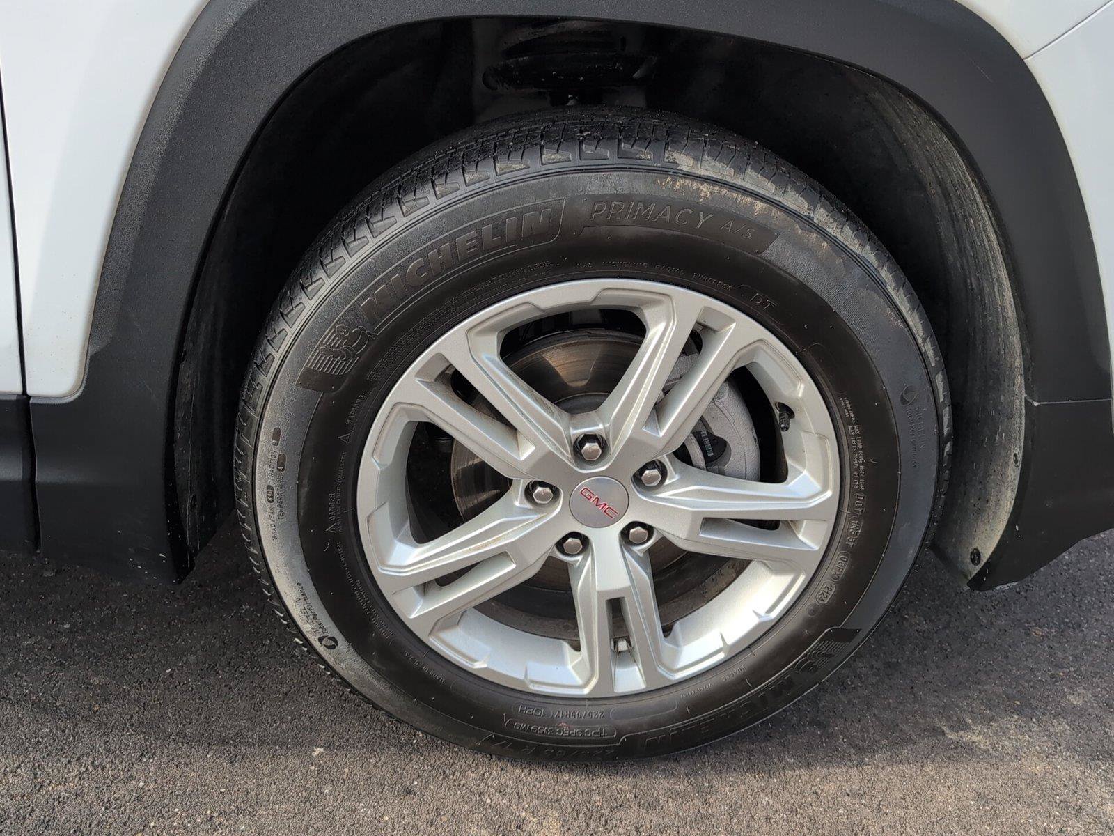 Used 2024 GMC Terrain SLE FWD image 40