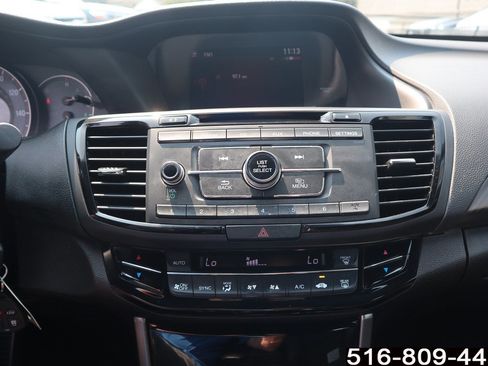 Used 2016 Honda Accord Sport image 20