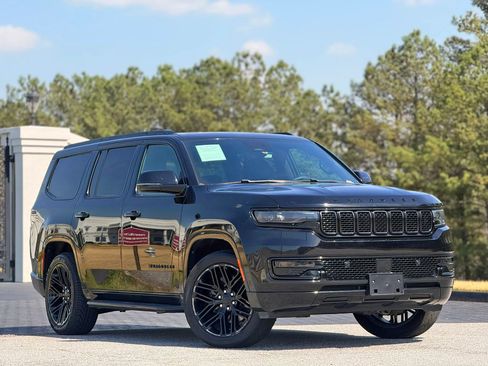 Used 2022 Jeep Wagoneer Series I image 5