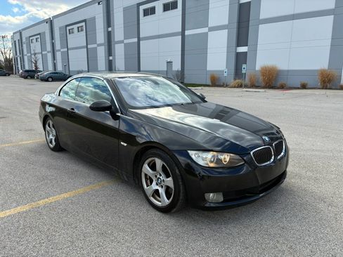 Used 2007 BMW 328i Convertible image 3