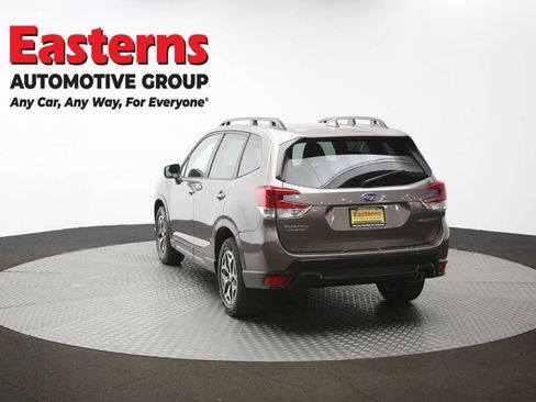 Used 2022 Subaru Forester Premium AWD/4WD image 70