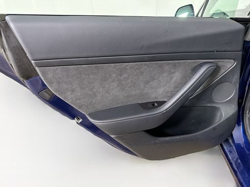 Used 2023 Tesla Model 3 Standard Range image 27