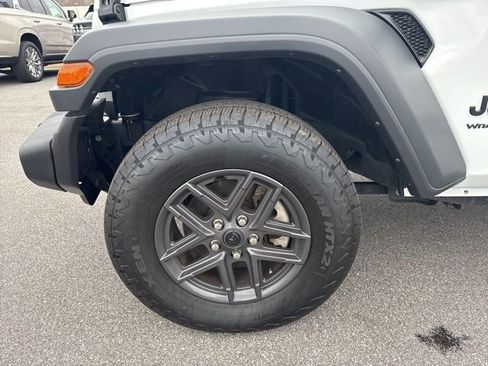 Used 2024 Jeep Wrangler Sport S image 27