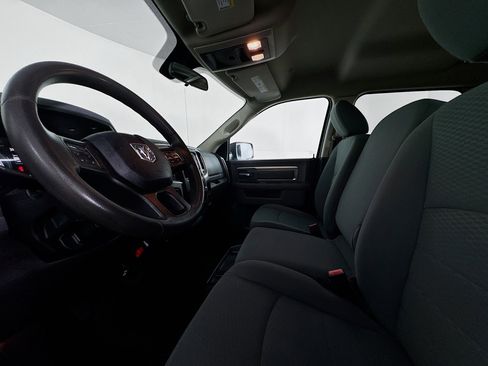 Used 2019 RAM 1500 Classic SLT image 20