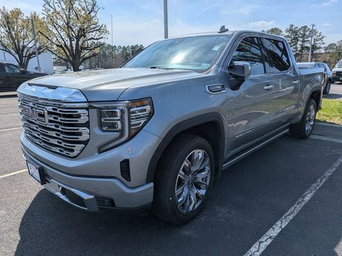 Used 2024 GMC Sierra 1500 Denali w/ Denali Reserve Package AWD/4WD image 2