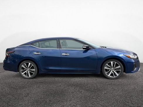 Used 2020 Nissan Maxima 3.5 SV w/ Floor Mat Group FWD image 6