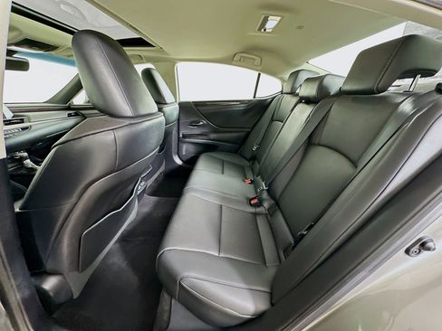 Used 2021 Lexus ES 350 w/ Premium Package image 28