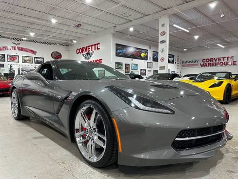 Used 2016 Chevrolet Corvette Stingray Coupe RWD image 5