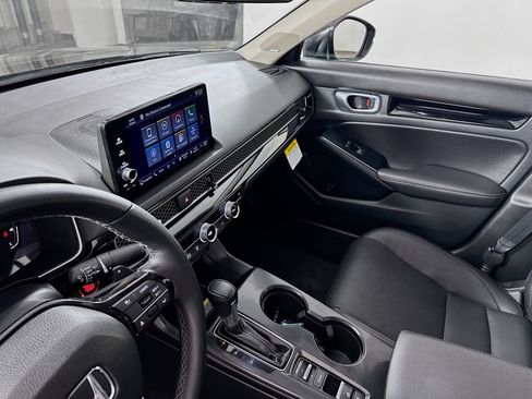 Used 2022 Honda Civic Touring image 19