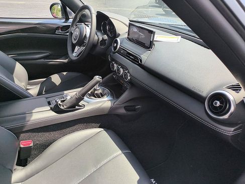 New 2026 MAZDA MX-5 Miata RF Grand Touring RWD image 33
