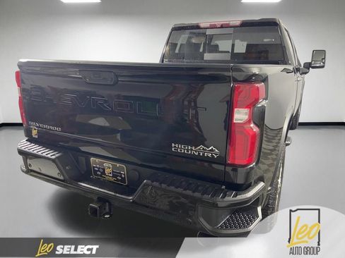 Used 2021 Chevrolet Silverado 2500 High Country w/ Z71 Off-Road Package AWD/4WD image 6