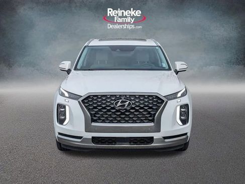 Used 2022 Hyundai Palisade Calligraphy image 2