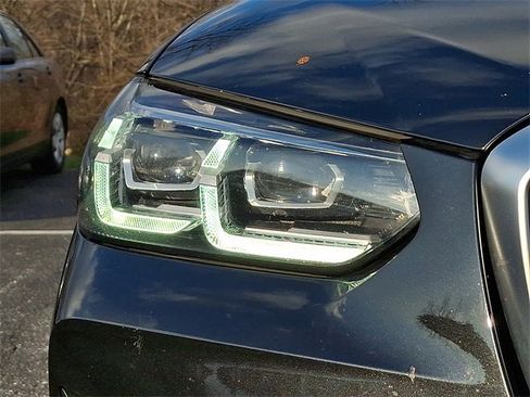 Used 2022 BMW X3 xDrive30i w/ Convenience Package w/ZPA image 9