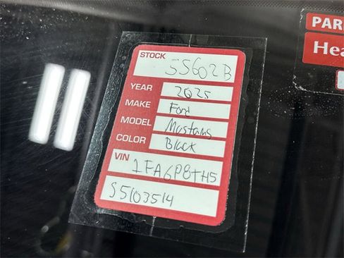 Used 2025 Ford Mustang Coupe image 25