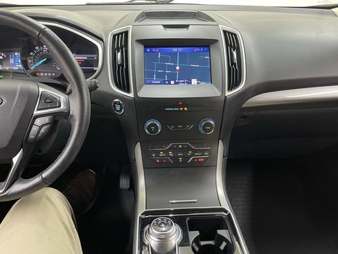 Used 2020 Ford Edge SEL image 24